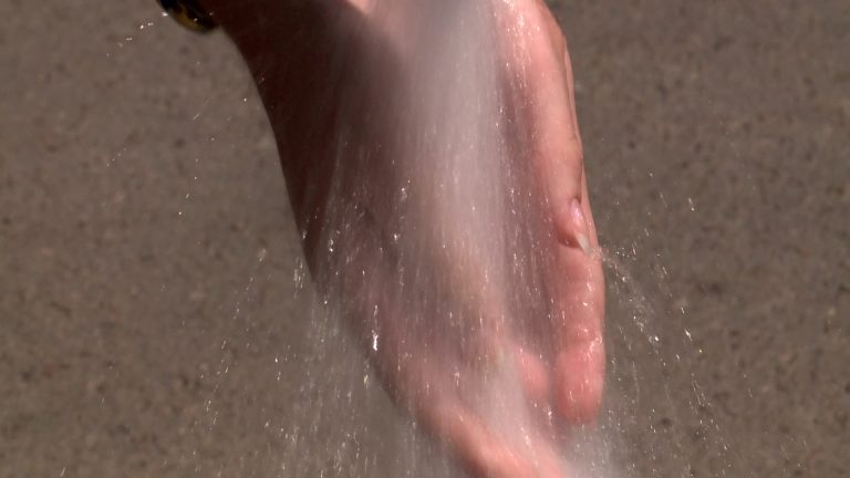 Haramfokú hőségriasztás jön – így éljük túl a forróságot