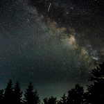 Gyöngyösről is minden tekintet az égboltra mered