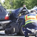 Kisbusz és teherautó ütközött az M3-ason, Gyöngyöshalásznál