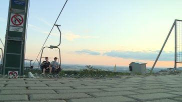 A magasból szemlélhettük a Mátrát éjszaka