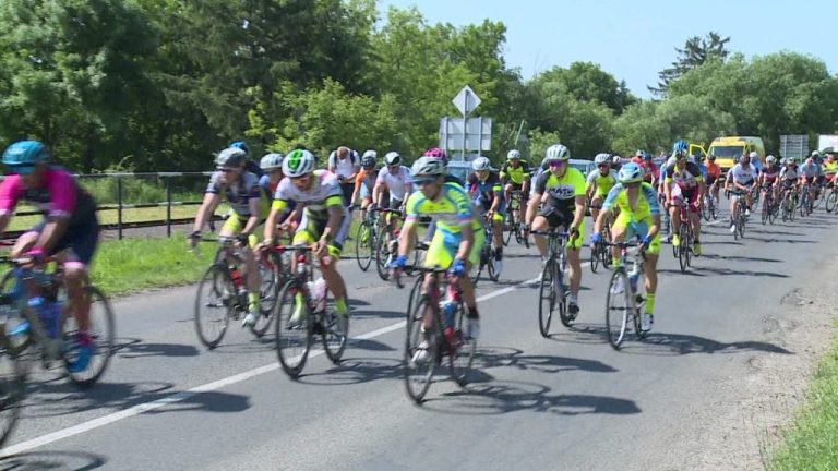 Tour de Mátra – ma Kékestető felé zárják le a 24-es főutat