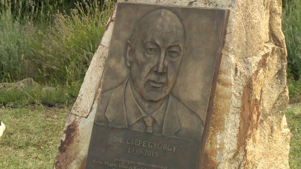 Dr. Csépe Györgyre emlékeztek (galéria)