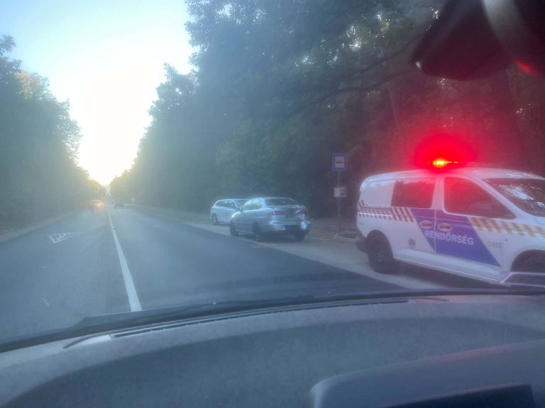 Autónak ütközött egy motoros Mátrafüreden