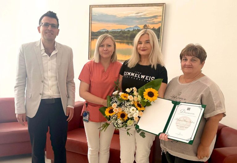 Rangos díjat vehetett át a Gyöngyösi Bugát Pál Kórház főnővére