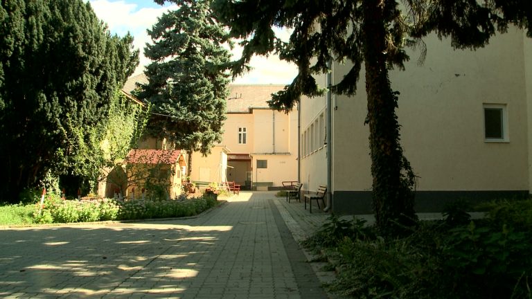 Látogatási és kijárási tilalom az Idősek Bentlakásos Otthonában