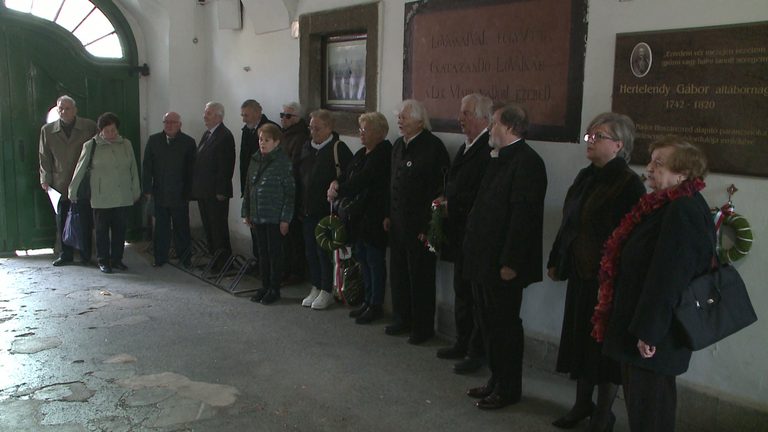 A 226 éve megalakult 12. Nádor-huszárezredre emlékeztek